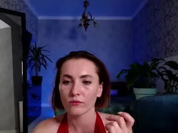 clara_bendover Image 14