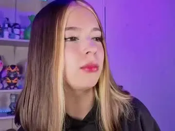 emilykarterr Image 9