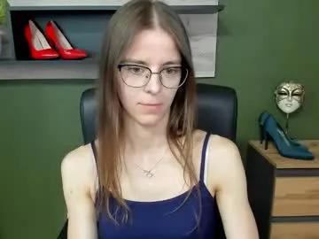 megi_erotic Image 17